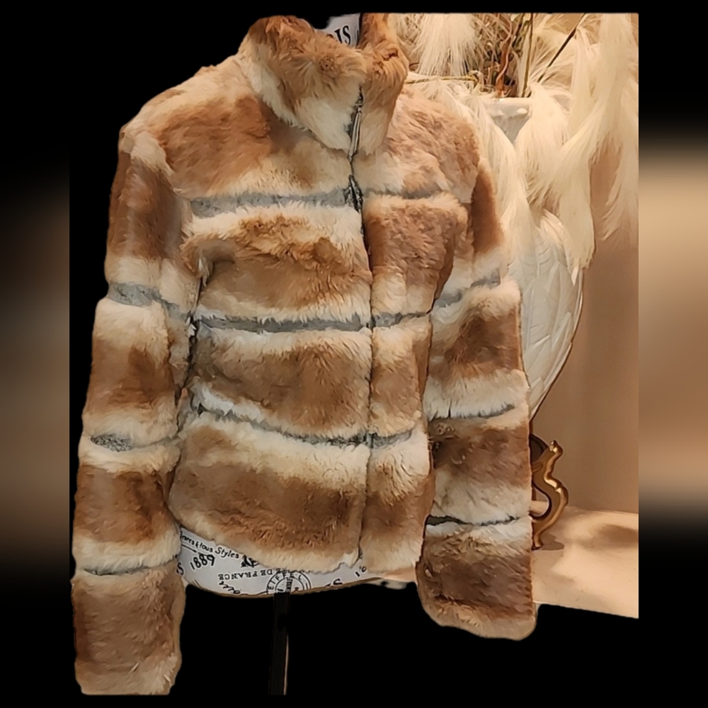 Vintage June  genuine natural rabbit fur and leather details  jacket  size M - Picture 3 of 17